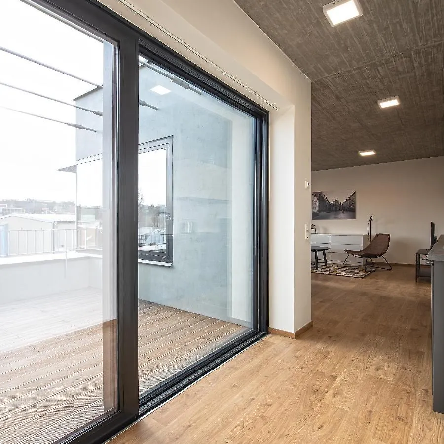 7 Ruzyne Apartments Praga