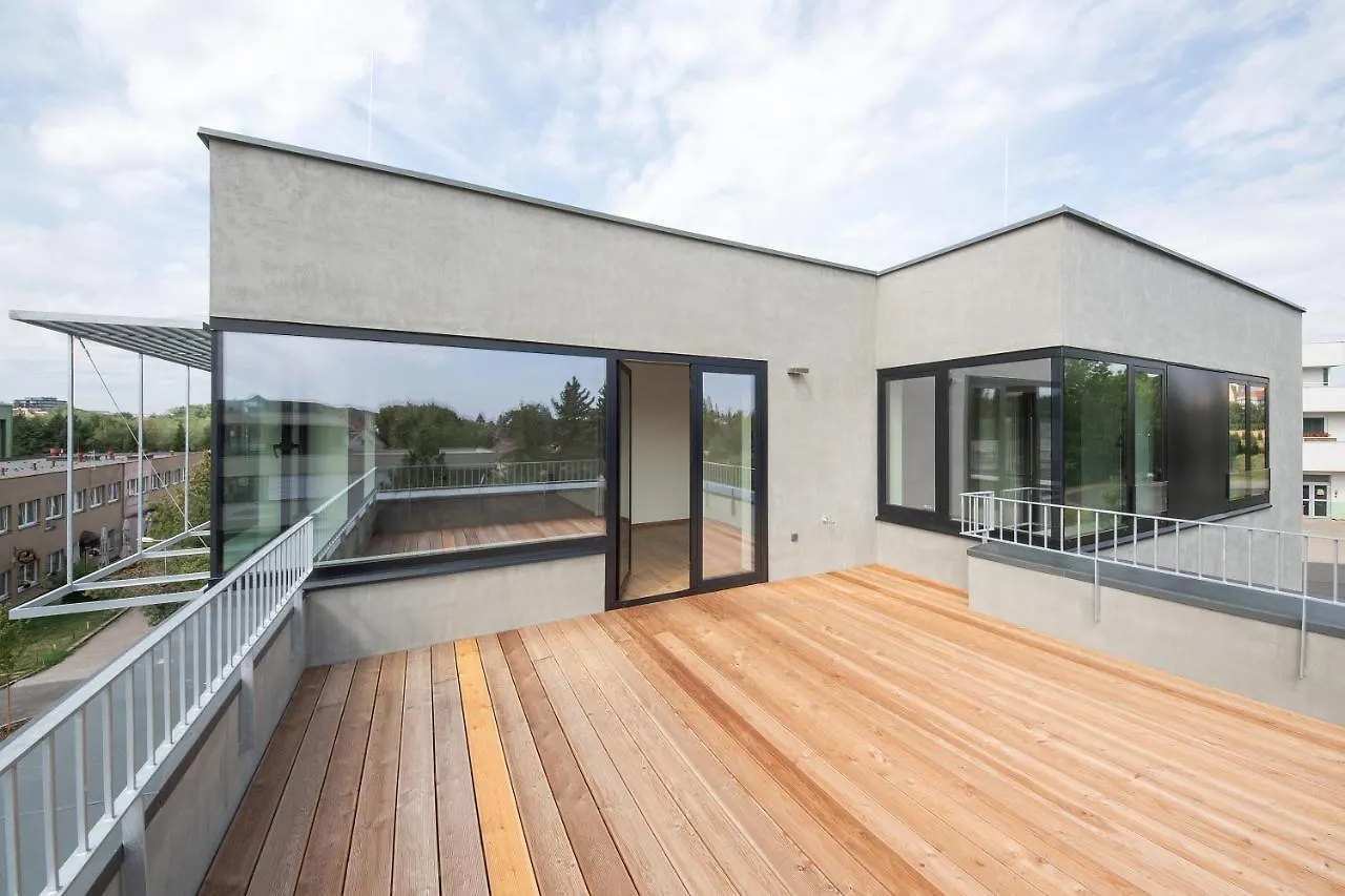 7 Ruzyne Apartments Prag