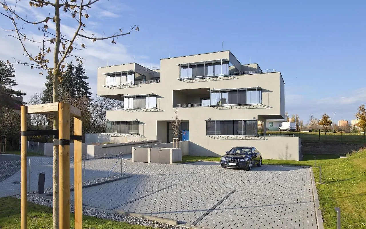 7 Ruzyne Apartments Prag 0*,